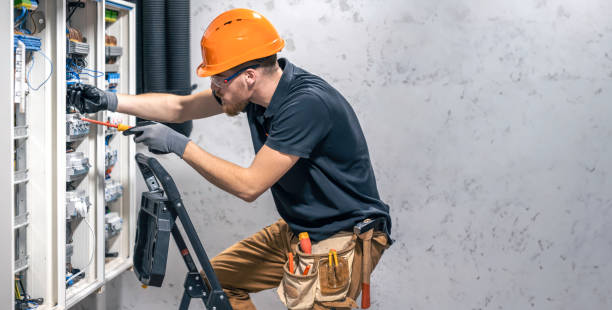 Best Emergency Electrical Repair  in Shady Cove, OR